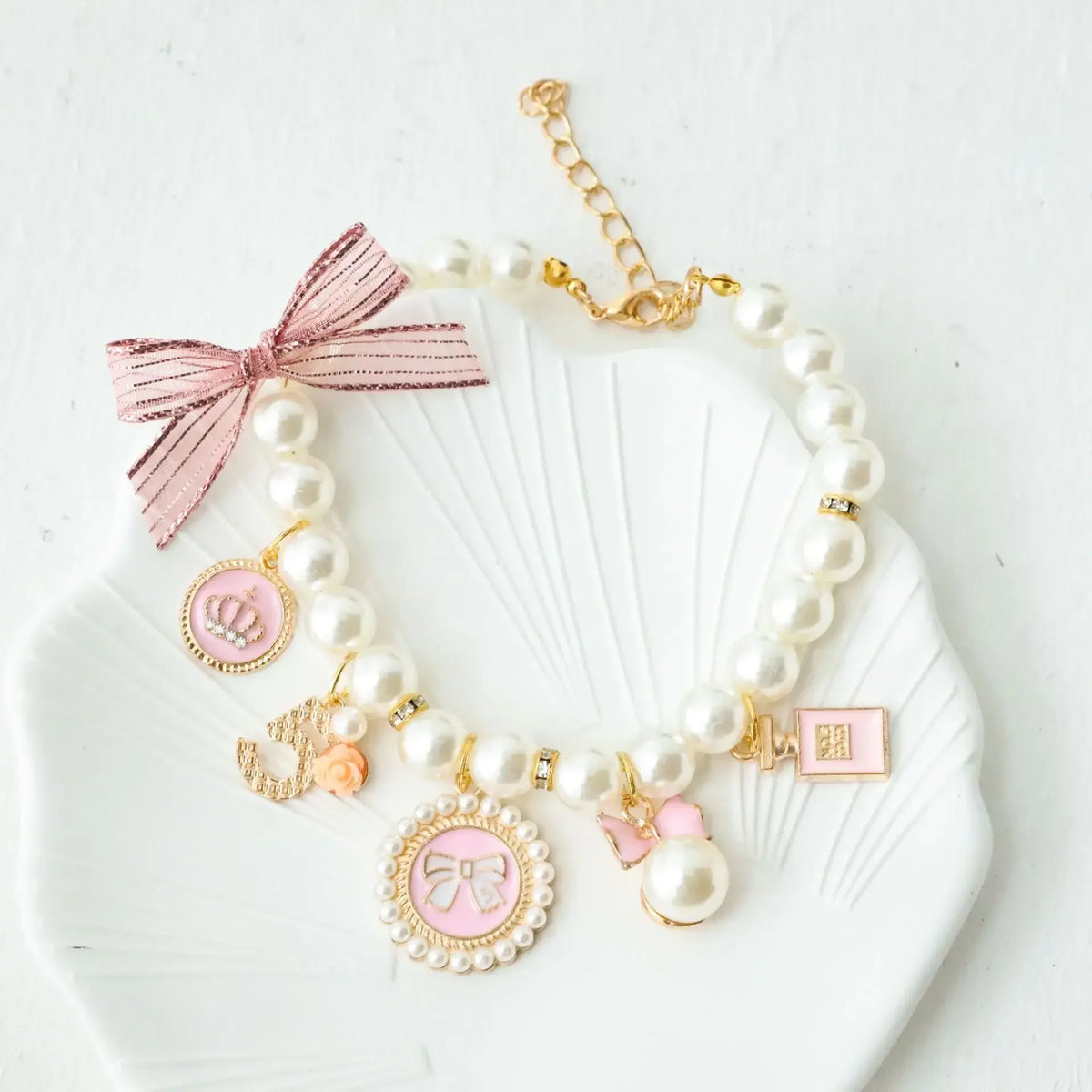 Pet Bow Pearl Collar Cat Jewelry Chihuahua Accessories Pendant Princess Necklace Dog Sweet Decorations Puppy Rhinestone Collar